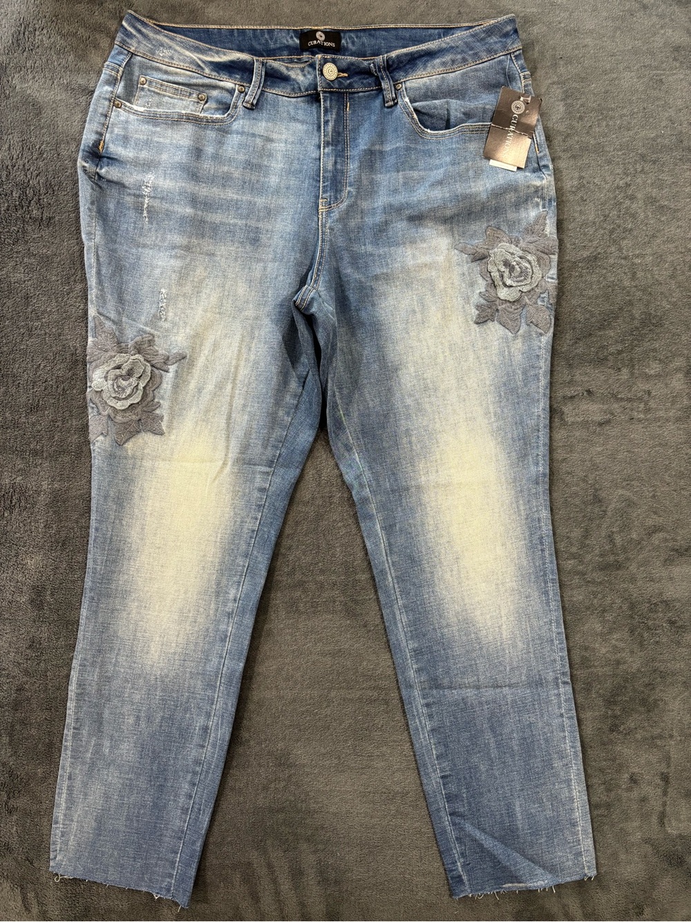 Curations Crop Jeans Women's 16W Blue Floral Embroidered Boho Stretch Capri